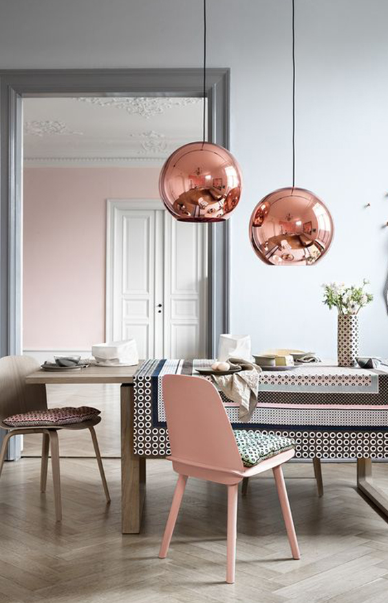 Editors’ Picks: Metallic Décor