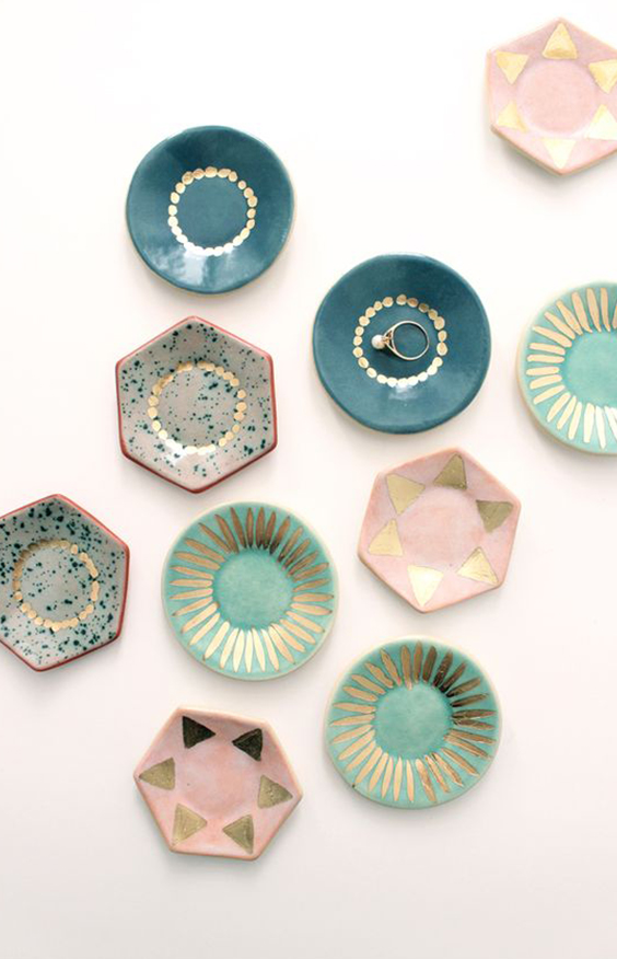 Editors’ Picks: Metallic Décor