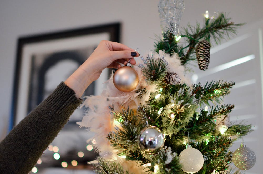 Five Modern Decorating Tips for the Holidays