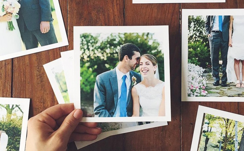 The Best Ways to Print Your Wedding Photos