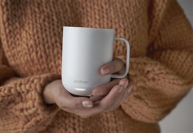 ember_ceramic_mug_inhand_content_800x