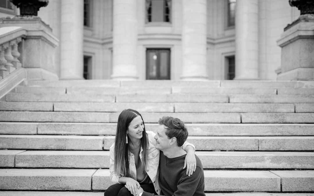 5 Most Common Questions about Engagement Photos … Answered